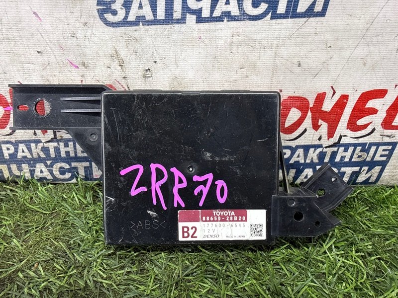 Блок управления климат-контролем TOYOTA NOAH ZRR70 3ZR-FE (б/у)