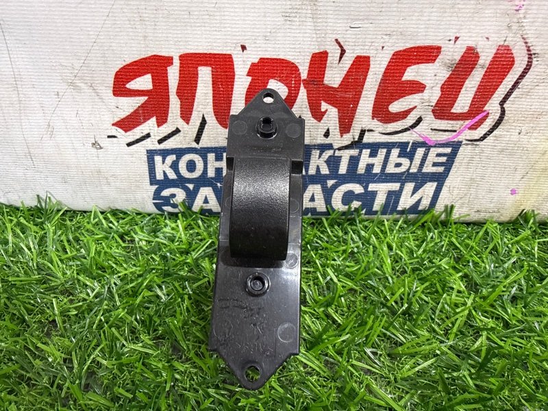 Кнопка стеклоподъемника MITSUBISHI OUTLANDER CW5W 4B12 (б/у)