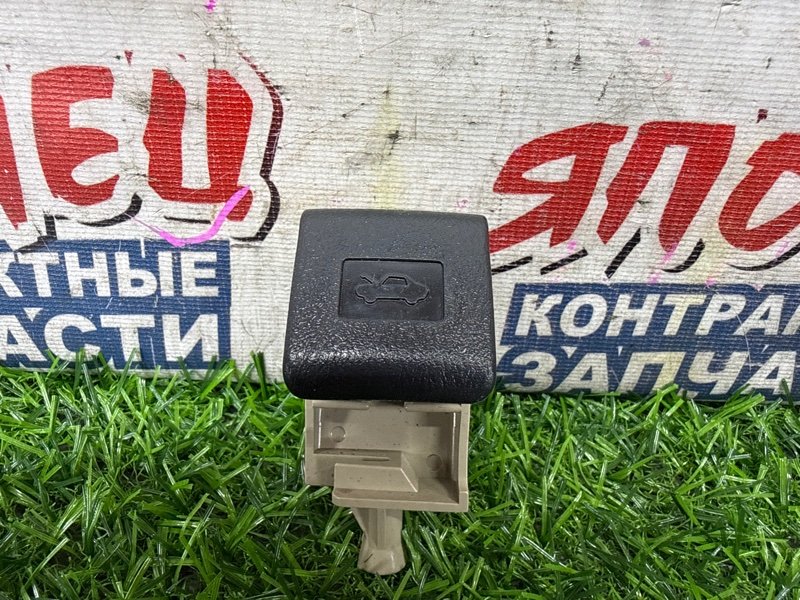 Ручка открывания капота TOYOTA COROLLA FIELDER NZE164 1NZ-FE (б/у)