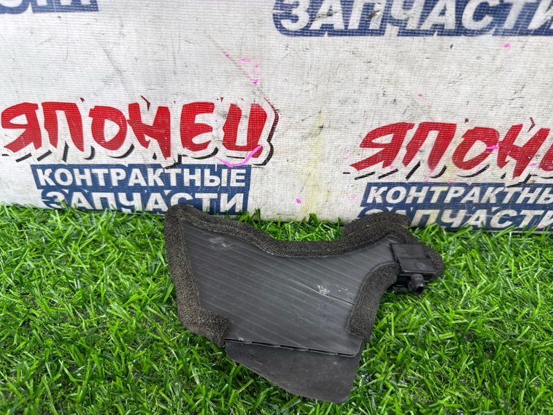 Уголок решетки под дворники TOYOTA COROLLA FIELDER NZE164 1NZ-FE левый (б/у)