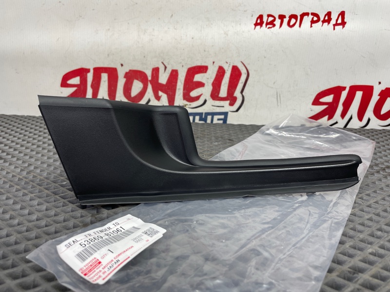 Уголок решетки под дворники TOYOTA PASSO KGC30 1KR-FE левый