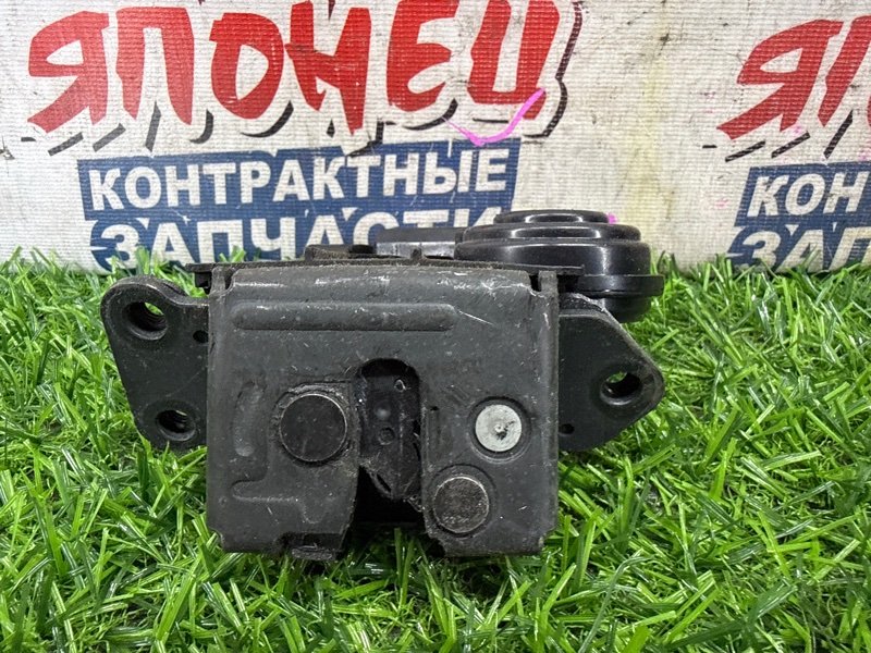 Замок багажника TOYOTA WISH ZGE25 2ZR-FAE (б/у)