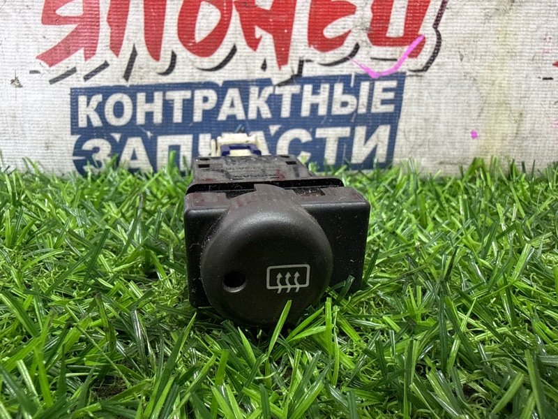 Кнопка обогрева заднего стекла NISSAN AVENIR PW11 SR20DE (б/у)