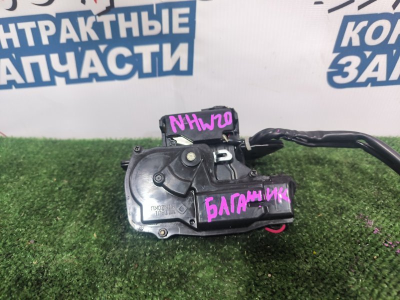 Замок багажника TOYOTA PRIUS NHW20 1NZ-FXE (б/у)
