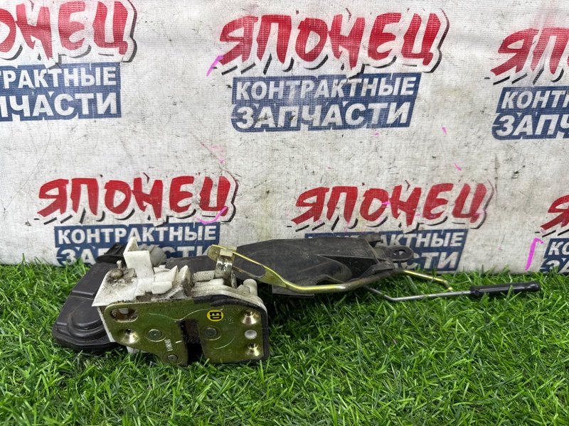 Замок двери HONDA FIT GD1 L13A передний левый (б/у)