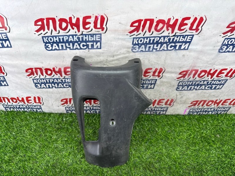 Кожух рулевой колонки TOYOTA VITZ NCP10 2NZ-FE (б/у)