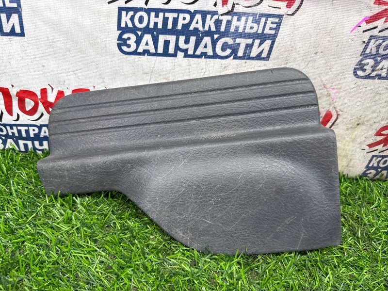 Накладка на порог HONDA HR-V GH4 D16A задняя правая (б/у)