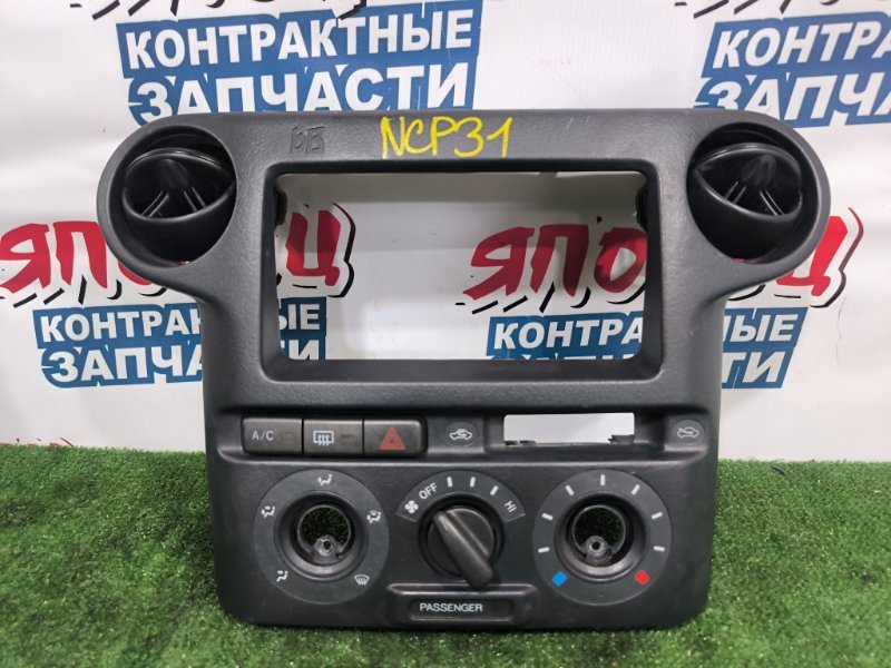 Блок управления климат-контролем TOYOTA BB NCP31 1NZ-FE (б/у)