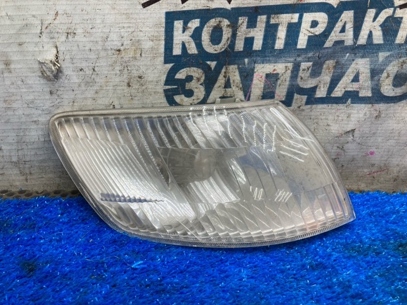 Габарит TOYOTA CORONA PREMIO ST210 3S-FE передний правый (б/у)