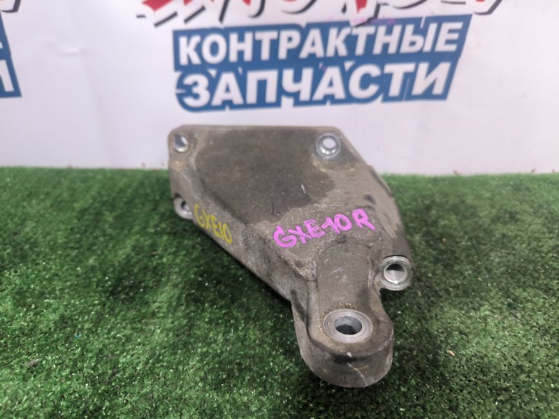 Кронштейн опоры двигателя TOYOTA ALTEZZA GXE10 1G-FE правый (б/у)