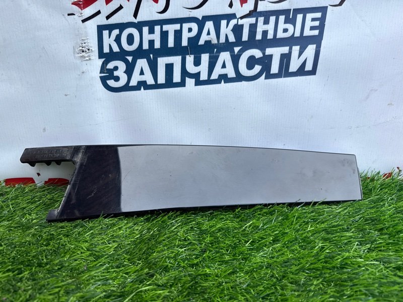 Накладка на дверь MERCEDES-BENZ GLA-CLASS X156 651.930 задняя правая (б/у)