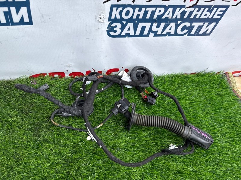 Проводка двери AUDI Q5 8RB CCW задняя правая (б/у)