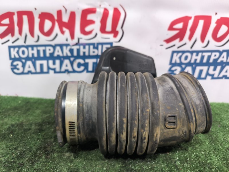 Патрубок воздушного фильтра NISSAN TEANA J31 VQ23DE (б/у)