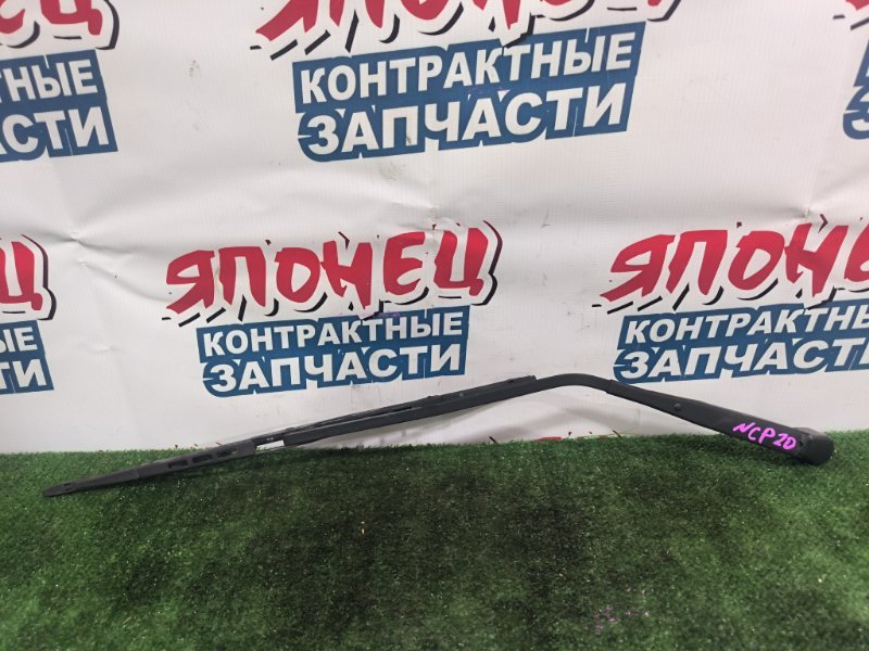 Дворник двери багажника TOYOTA FUNCARGO NCP20 2NZ-FE (б/у)