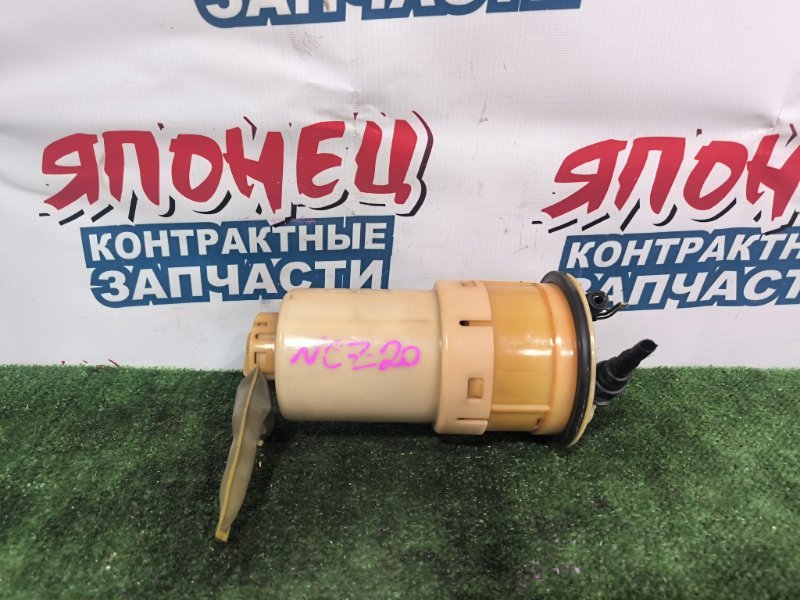 Топливный насос TOYOTA RAUM NCZ20 1NZ-FE (б/у)