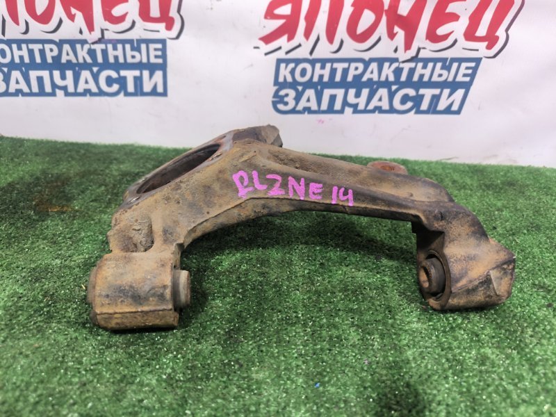 Цапфа TOYOTA WISH ZNE14 1ZZ-FE задняя левая (б/у)