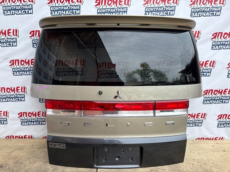 Дверь багажника MITSUBISHI DELICA D5 CV5W 4B12 (б/у)