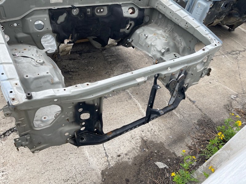 РАМКА РАДИАТОРА TOYOTA LAND CRUISER PRADO RZJ95 3RZ-FE (б/у)