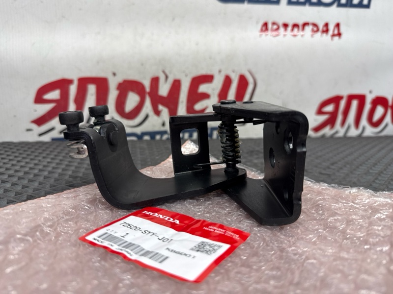 Ролик раздвижной двери HONDA FREED GB3 L15A правый