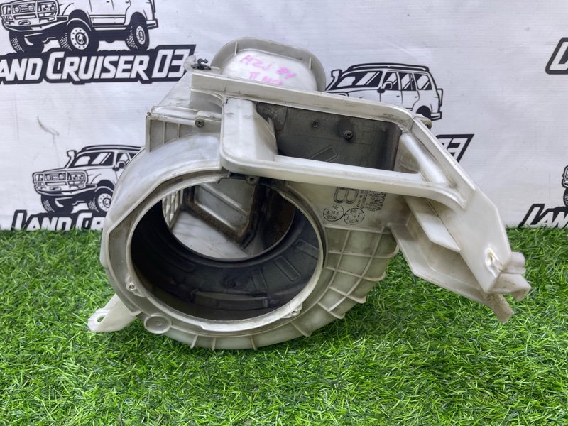 Корпус моторчика печки TOYOTA LAND CRUISER HZJ81 1HZ (б/у)
