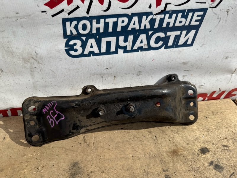 Кронштейн кпп SUBARU LEGACY BE5 EJ20 (б/у)