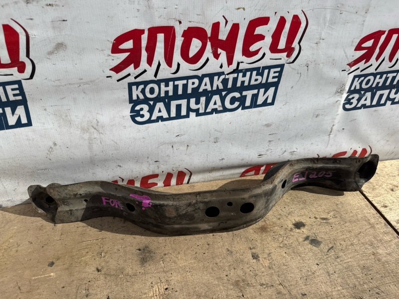 Балка под кпп SUBARU FORESTER SG5 EJ205 (б/у)