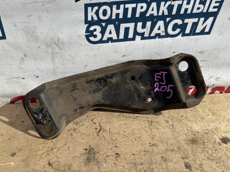 Кронштейн кпп SUBARU FORESTER SG5 EJ205 (б/у)