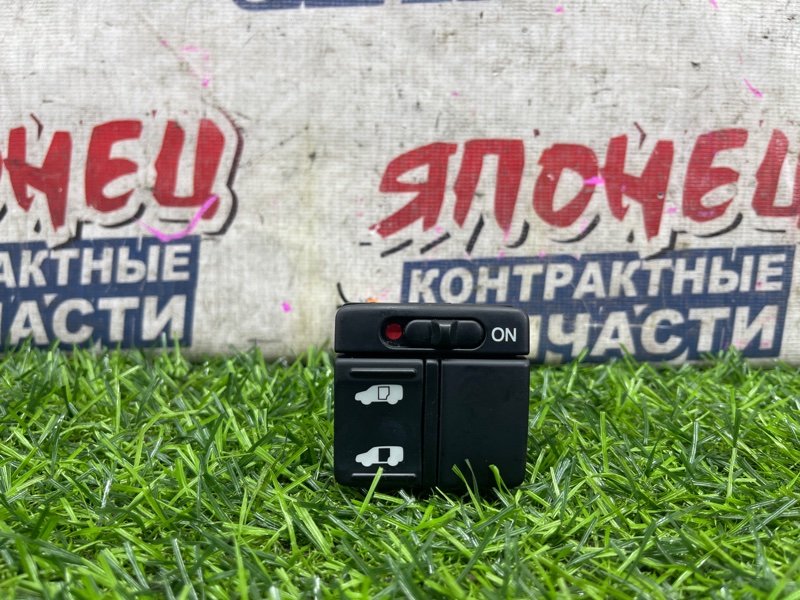 Кнопка открытия двери HONDA FREED GB3 L15A (б/у)