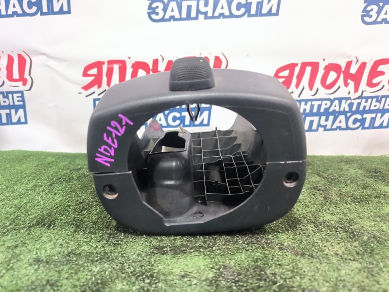 Кожух рулевой колонки TOYOTA COROLLA RUNX NZE121 1NZ-FE 2002 (б/у)