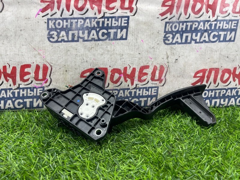 Педаль газа NISSAN TEANA J31 VQ23DE (б/у)