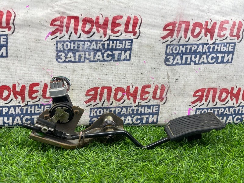 Педаль газа NISSAN AD VFY11 QG15DE (б/у)