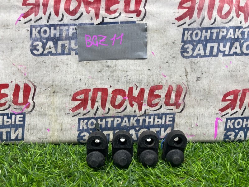 КОНЦЕВИК ДВЕРИ NISSAN CUBE BGZ11 CR14DE (б/у)