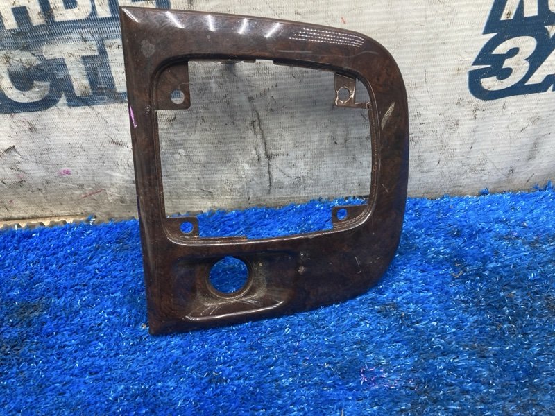 Консоль кпп MITSUBISHI CHARIOT GRANDIS N84W 4G64 2002 (б/у)
