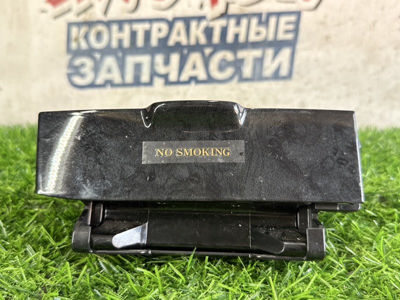 Пепельница TOYOTA COROLLA SPACIO NZE121 1NZ-FE (б/у)