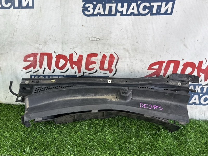Решетка, жабо под дворники MAZDA DEMIO DE3AS ZJVE левый (б/у)