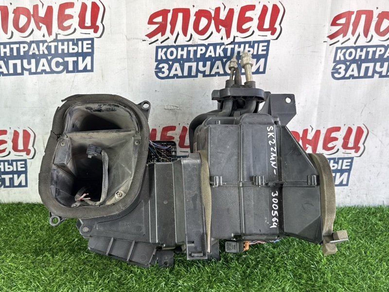 Корпус кондиционера NISSAN VANETTE SK22MN R2 (б/у)