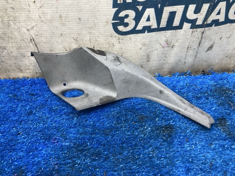 Уголок решетки под дворники SUZUKI SOLIO MA15S K12B правый (б/у)