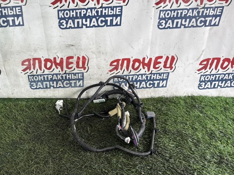 Проводка двери NISSAN FUGA KY51 VQ37VHR передняя левая (б/у)