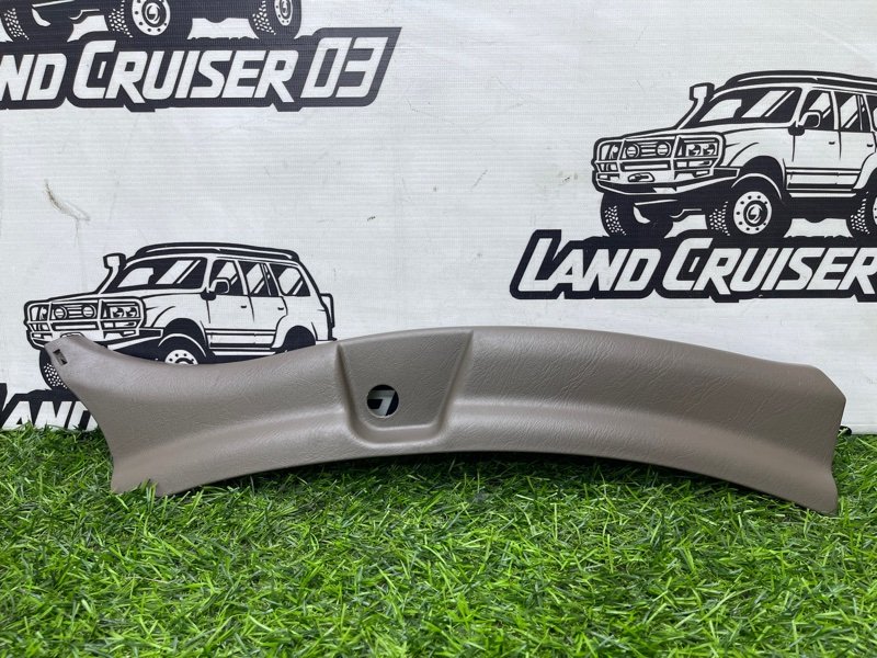 Накладка на порог TOYOTA LAND CRUISER PRADO RZJ95 3RZ-FE задняя правая (б/у)