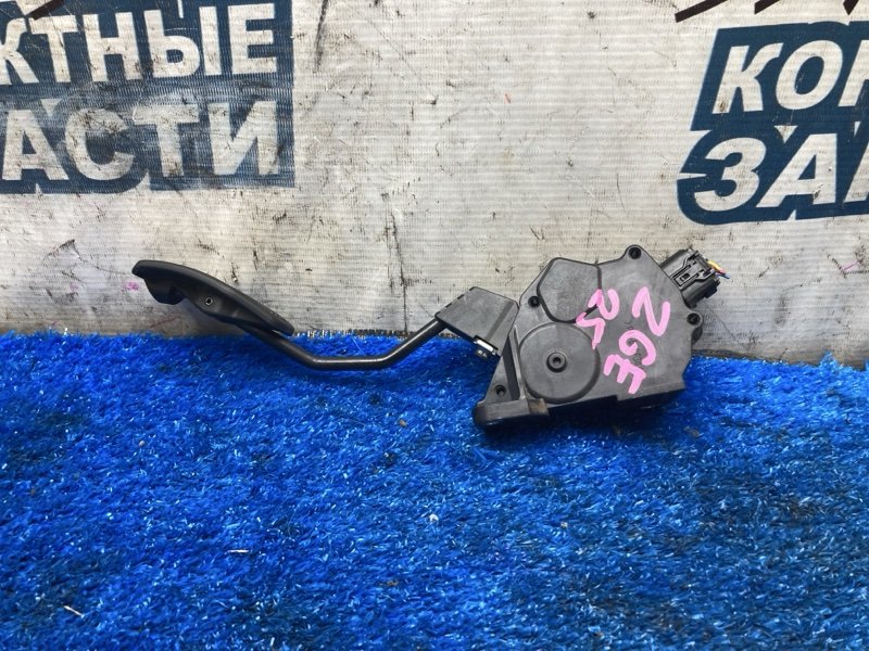 Педаль газа TOYOTA WISH ZGE20 2ZR-FAE (б/у)