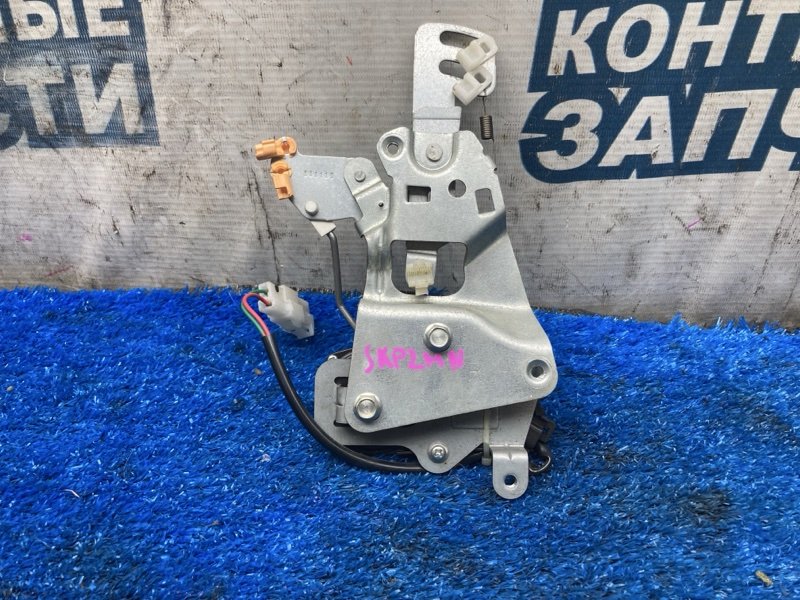 Педаль газа MAZDA BONGO SKP2V L8 задняя правая (б/у)