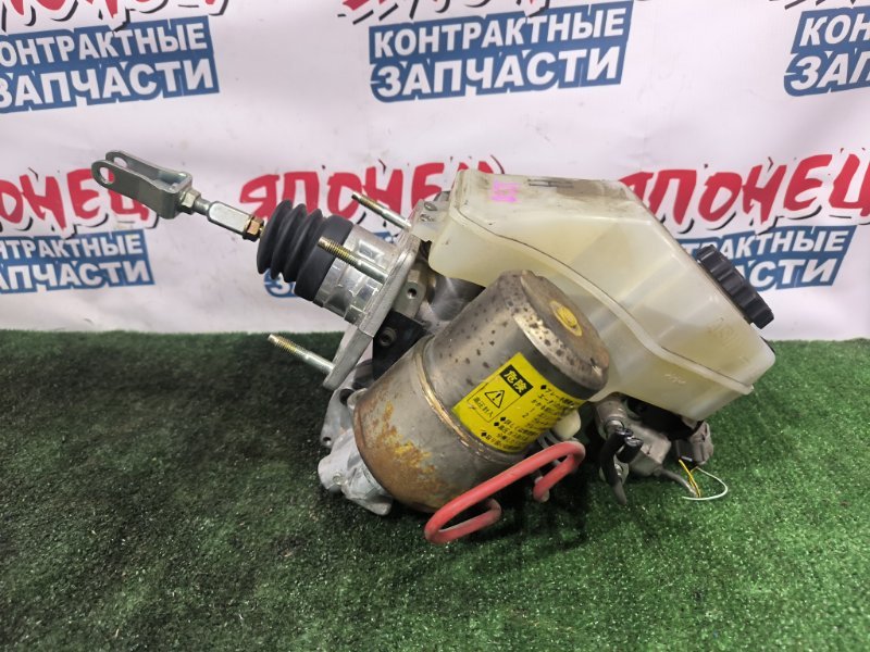Главный тормозной цилиндр TOYOTA PROGRES JCG10 1JZ-GE (б/у)