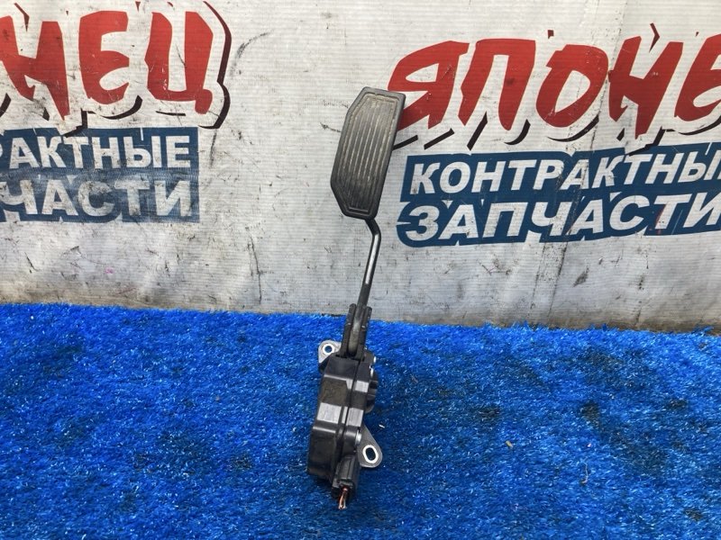 Педаль газа TOYOTA MARK X ZIO ANA10 2AZ-FE (б/у)