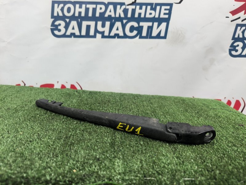 Дворник двери багажника HONDA CIVIC EU1 D15B (б/у)
