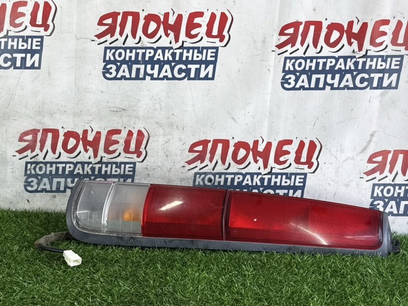 Стоп-сигнал TOYOTA LITE ACE KR42 7K-E задний правый (б/у)