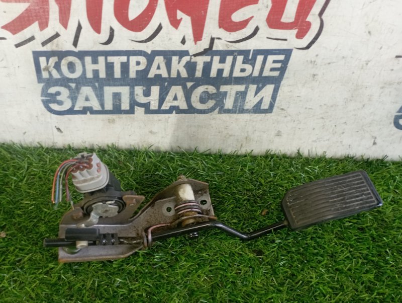 Педаль газа NISSAN AD VY11 QG13DE (б/у)