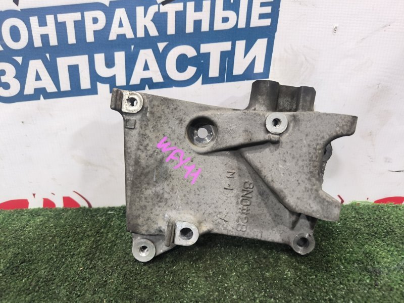 Кронштейн генератора NISSAN WINGROAD WFY11 QG15DE (б/у)