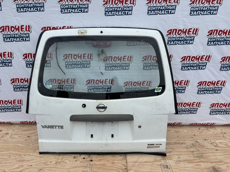 Дверь багажника NISSAN VANETTE SKP2MN L8 (б/у)