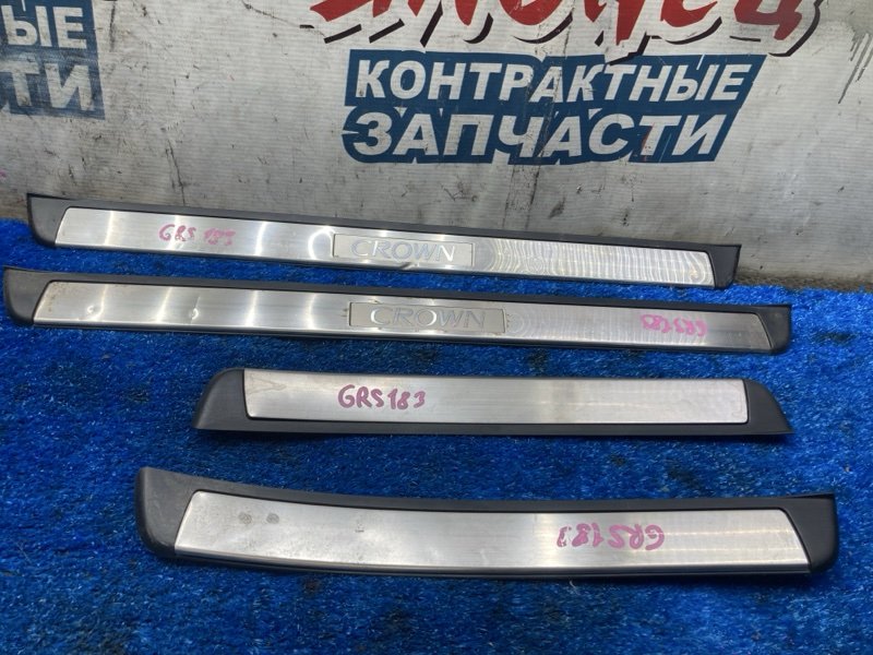 Накладка на порог TOYOTA CROWN GRS183 3GR-FSE 2004 (б/у)