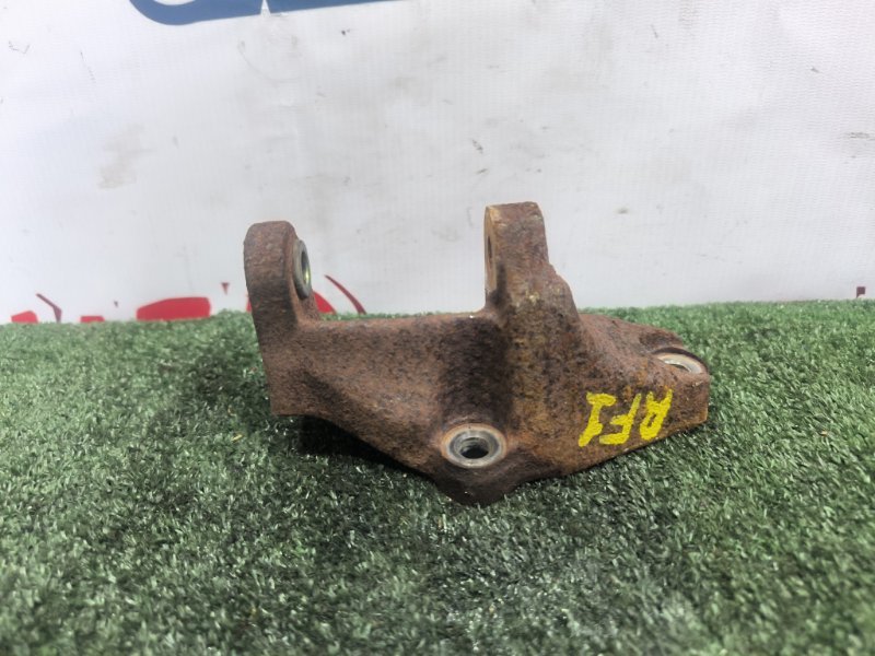 Кронштейн генератора HONDA STEPWGN RF1 B20B (б/у)
